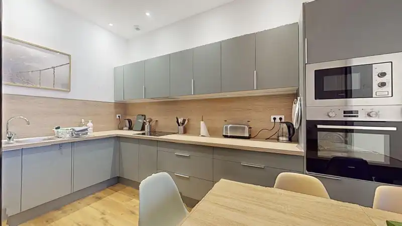 Cuisine équipée — Maison 80 Caumartin, coliving IvyNest à Lille JB Lebas